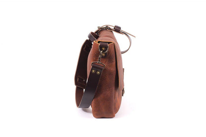 Classic Saddle Leather Messenger Bag - Vintage-Inspired Spacious Satchel | EternaMuhan Collection - EternaMuhan