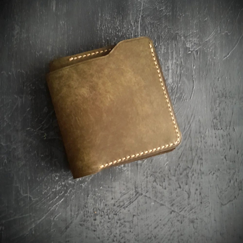 EternaMuhan Artisan Cardholder Wallet - Sleek Design, Luxurious Leather - EternaMuhan