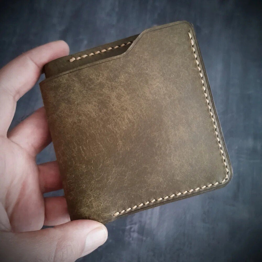 EternaMuhan Artisan Cardholder Wallet - Sleek Design, Luxurious Leather - EternaMuhan