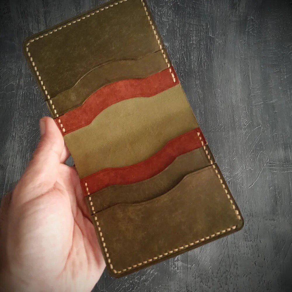 EternaMuhan Artisan Cardholder Wallet - Sleek Design, Luxurious Leather - EternaMuhan