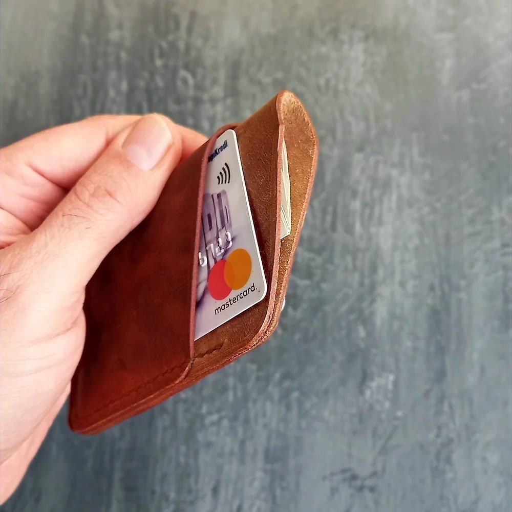 EternaMuhan Artisan Leather Card Holder Wallet - Compact Elegance for the Minimalist - EternaMuhan