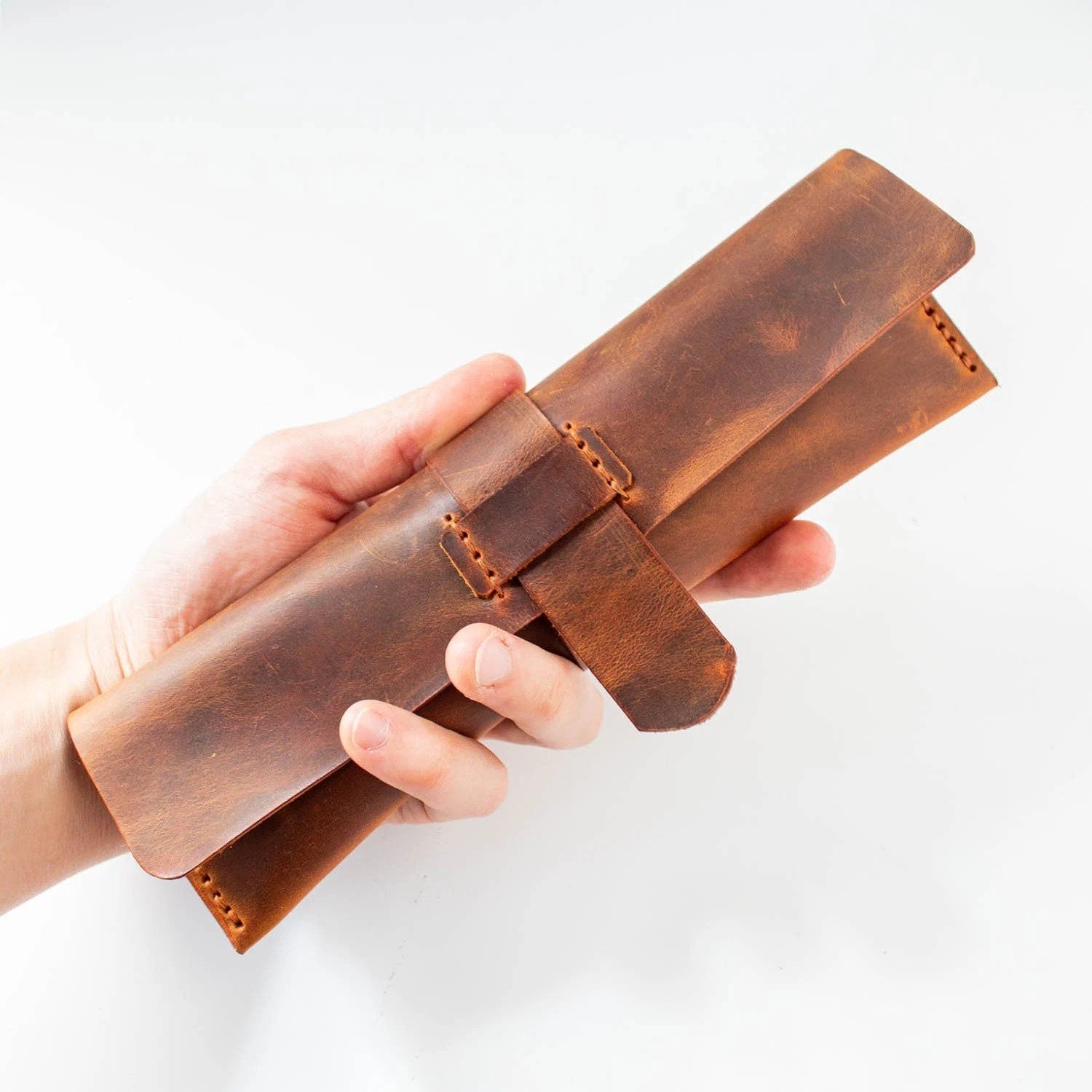 EternaMuhan Artisanal Leather Pen Holder – The Scribe's Essential Companion - EternaMuhan