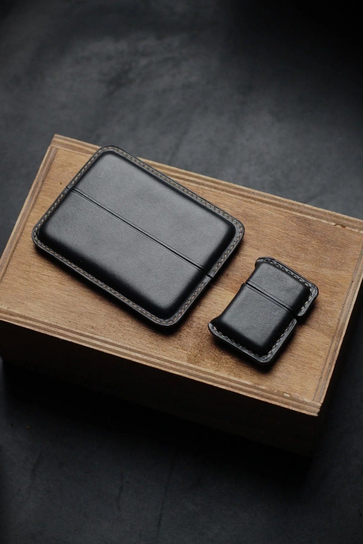 EternaMuhan Classic Leather Cigarette Case with Lighter Sleeve – The Sophisticate's Ensemble - EternaMuhan